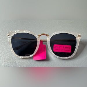 Betsey Johnson shell-effect mirrored cat eye Sunglasses